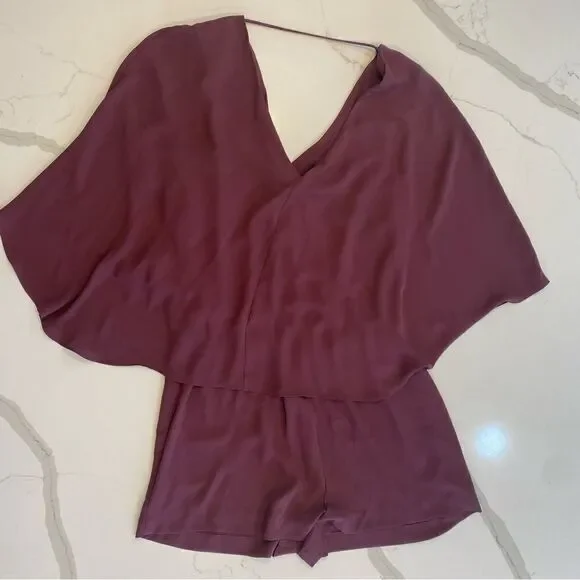 BCBGMAXAZRIA "Carie" Burgundy Short Romper - Picture 5 of 10